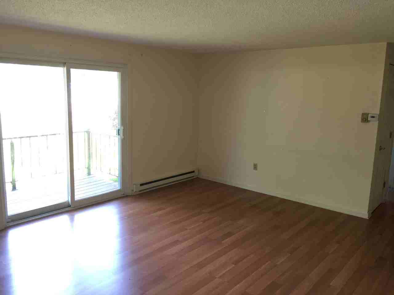 13 Academy Pl #27 - Photo 3 of 5