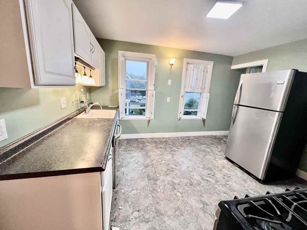 10 Ridgeway St #2 - Photo 2 of 18