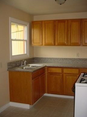 9175 S Mills Ave - Photo 3 of 3