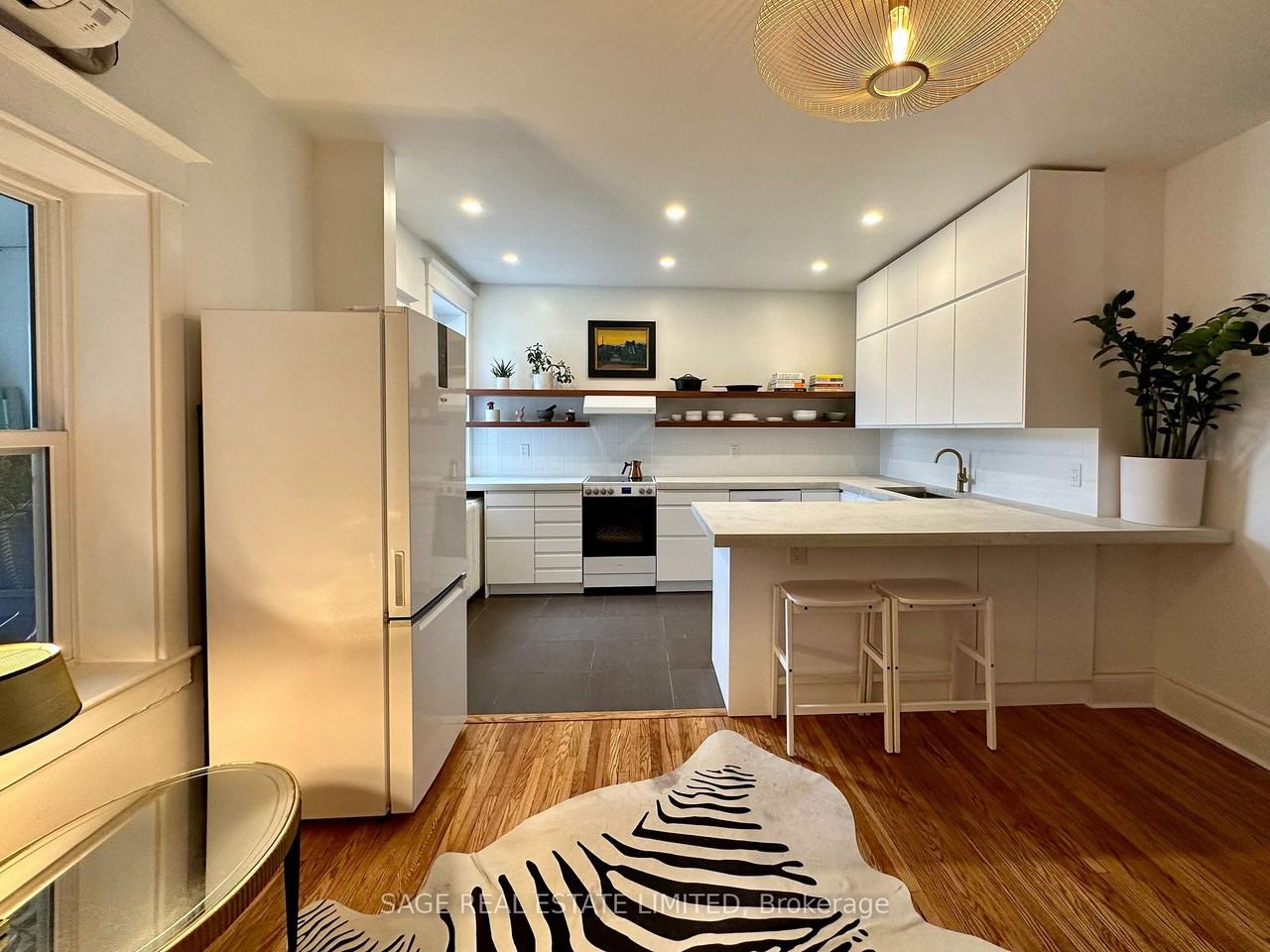 2184 Dundas Street West #2 - Photo 3 of 19