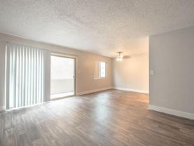 226 N Hobson - Photo 1 of 1
