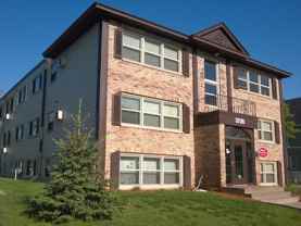 2736 Blaisdell Ave - Photo 1 of 1