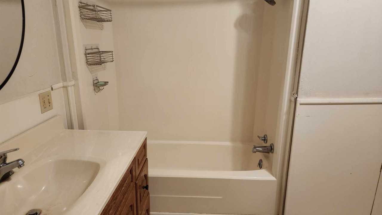 1613 W Noble Ave #1 - Photo 7 of 13