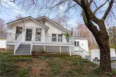 6420 Telegraph Rd - Photo 2 of 50