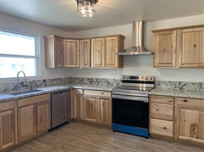 2504 Andrade Way - Photo 3 of 31