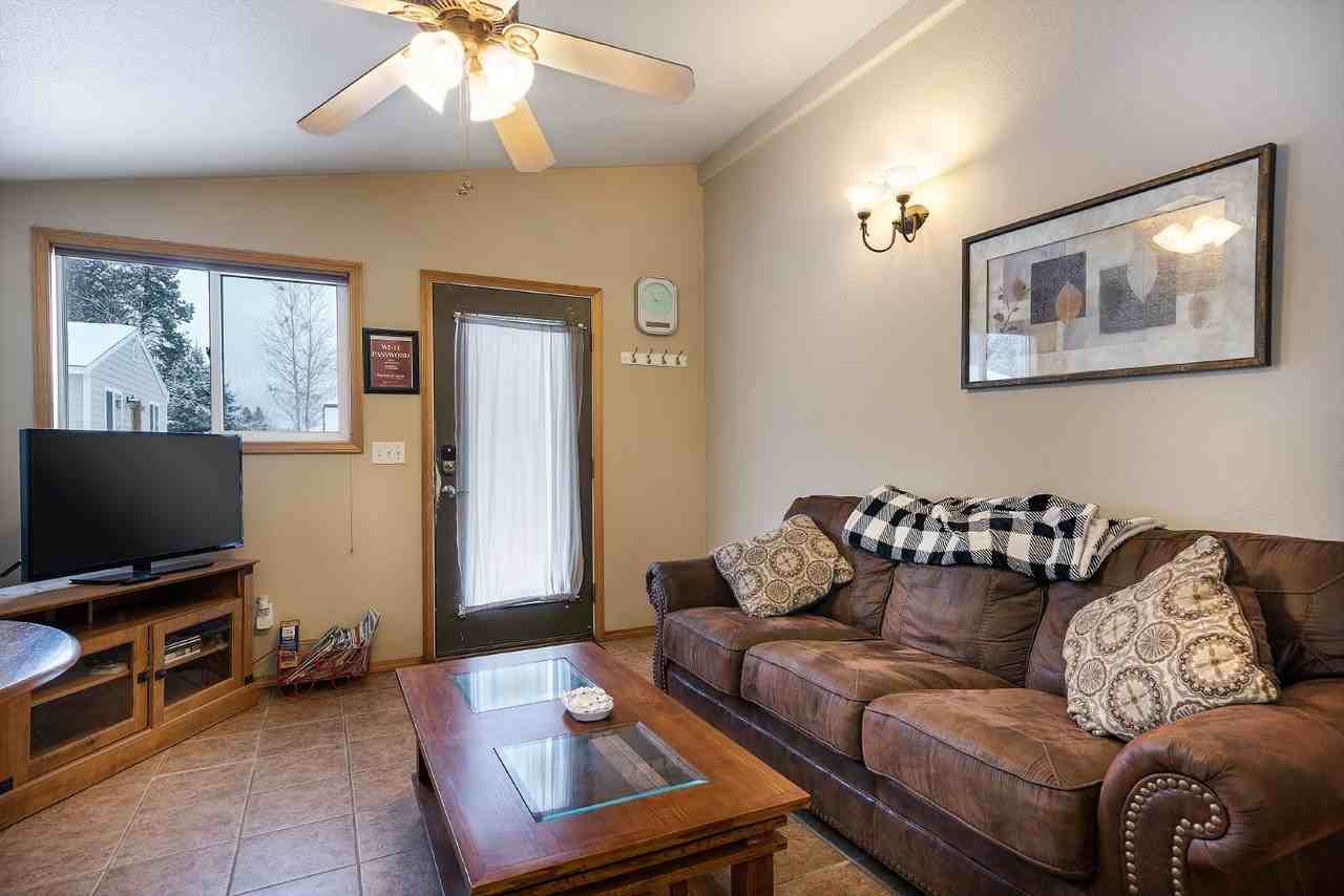 899 Capistrano Nw - Photo 2 of 9