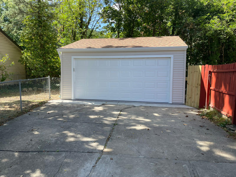 1612 Parker Dr - Photo 5 of 18