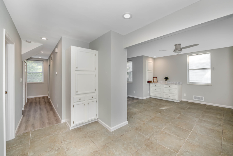 78 Albert St #2 - Photo 3 of 21