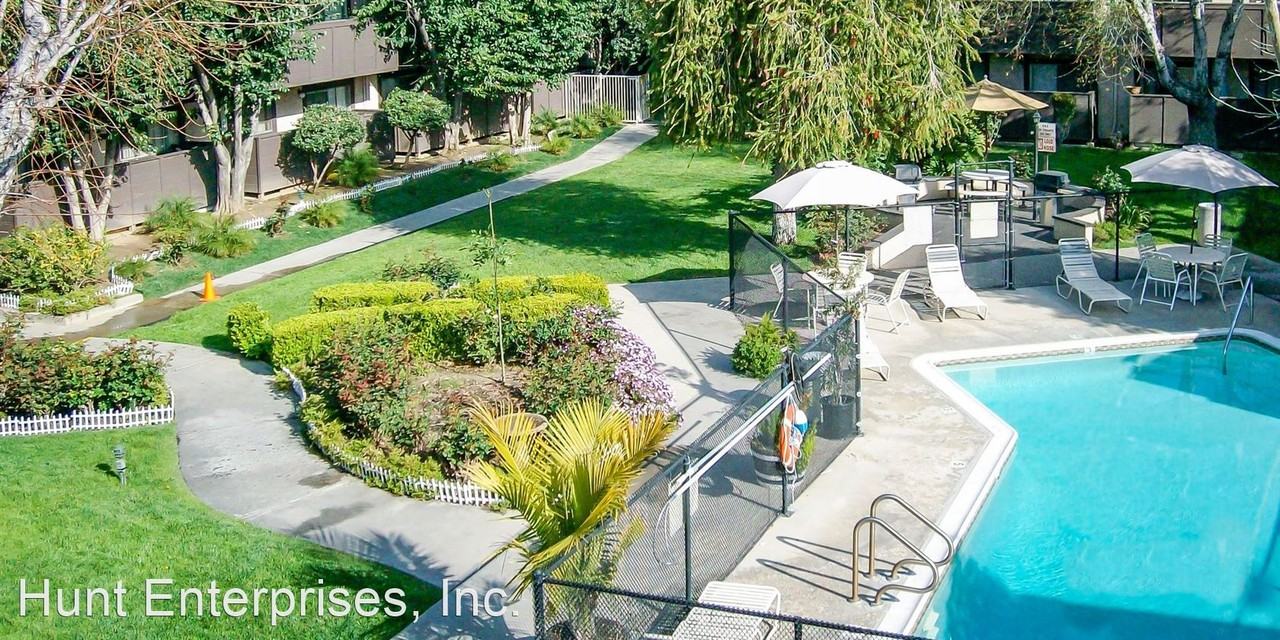 ORION GARDENS 8414 ORION AVENUE - Photo 2 of 2