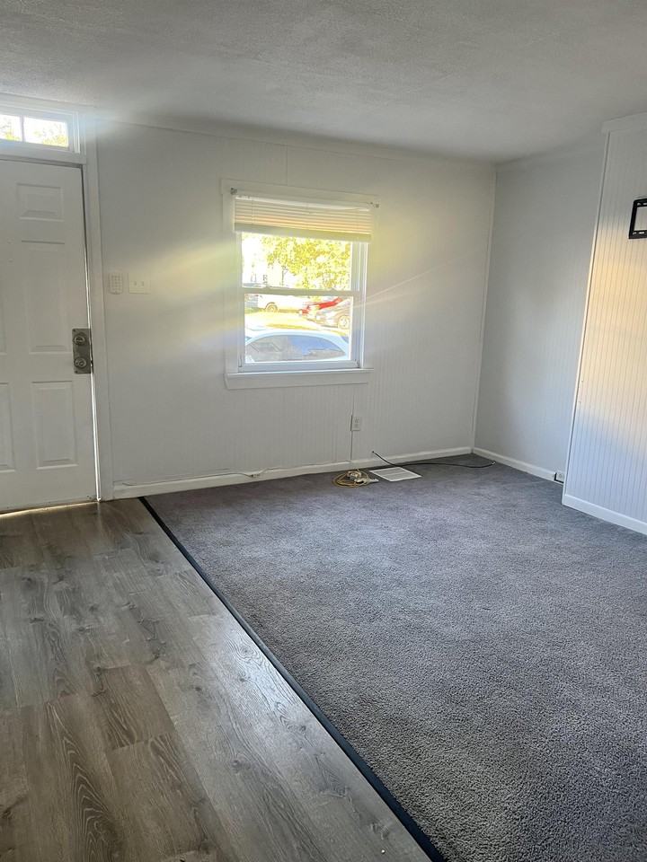 234 Mercer St #1 - Photo 3 of 15