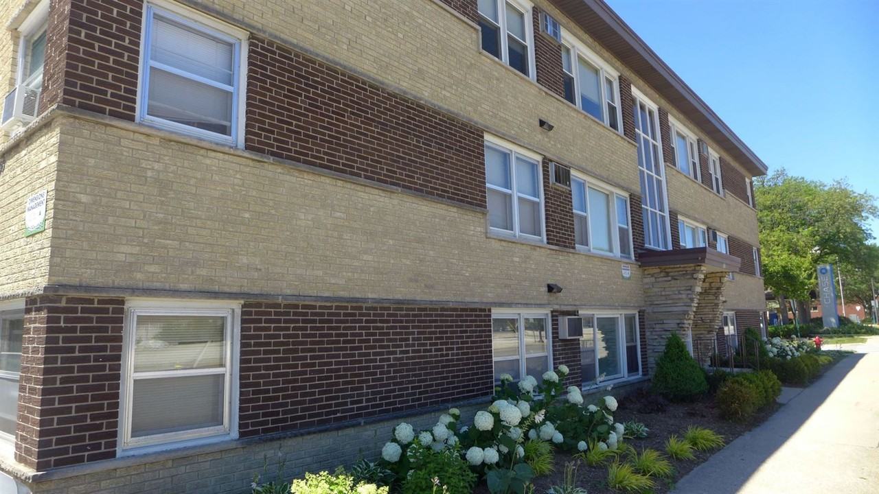 500 Clinton - Photo 4 of 22