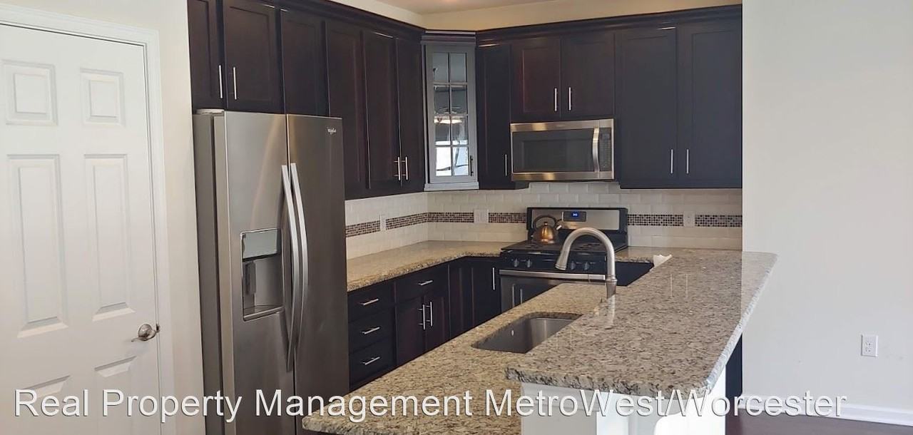 108 Deacon Shattuck Way - Photo 2 of 25