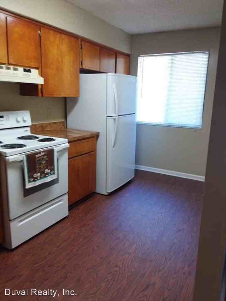 11616 Dunes Way Dr N - Photo 3 of 15