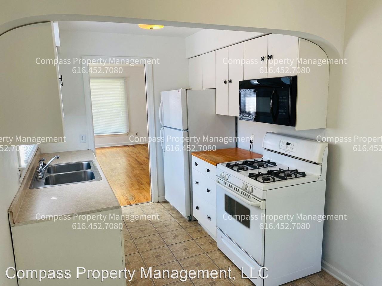 1117 Veto St Nw - Photo 2 of 13