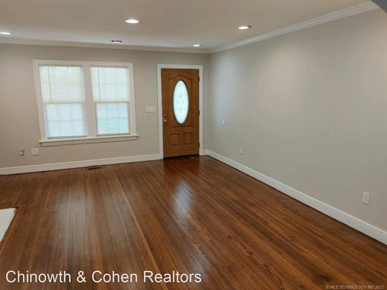 1202 N Garfield Ave - Photo 2 of 3