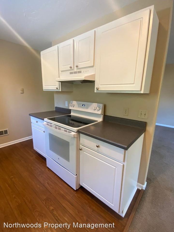 140 Crestview Ter - Photo 3 of 12