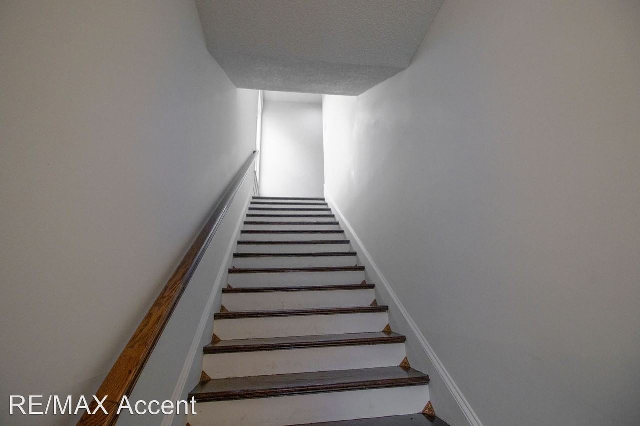 1710 Barnard St. - Photo 3 of 28