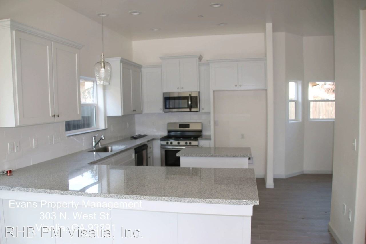 1225 Meadow Ave - Photo 3 of 14