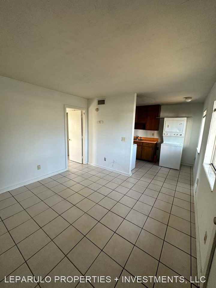 207 Lovelace Drive - Photo 2 of 7