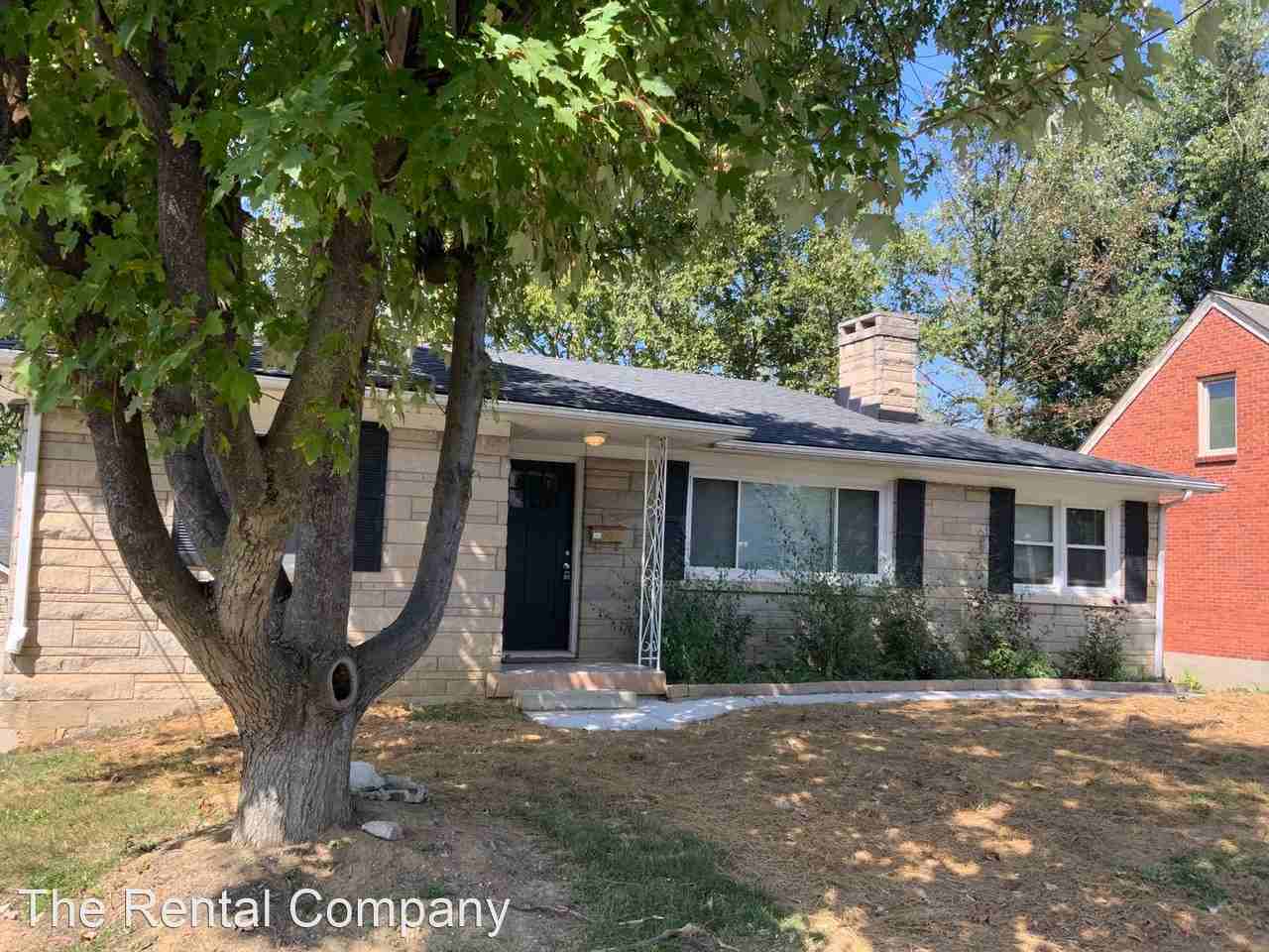 411 Norwood Dr - Photo 2 of 12