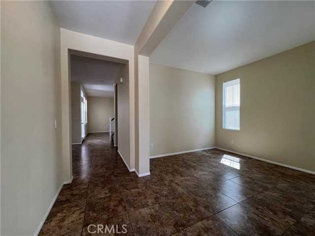 31794 Murdock Ln - Photo 3 of 36