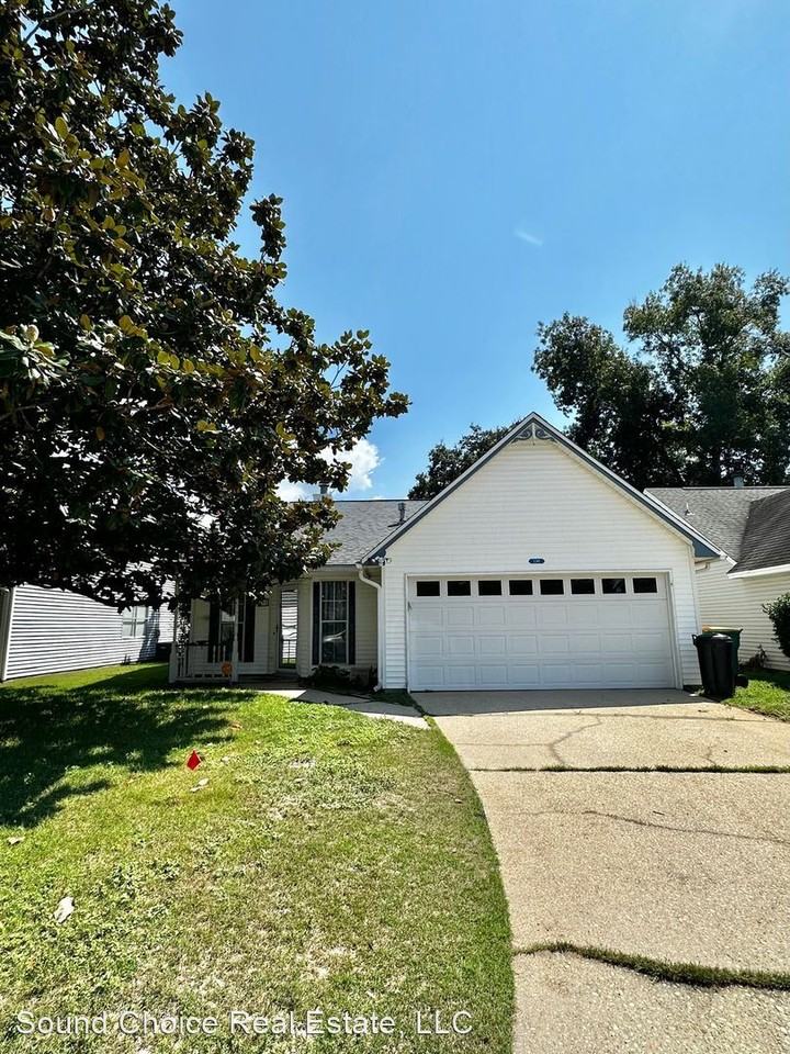 130 Meadowbrook Ct - Photo 2 of 21