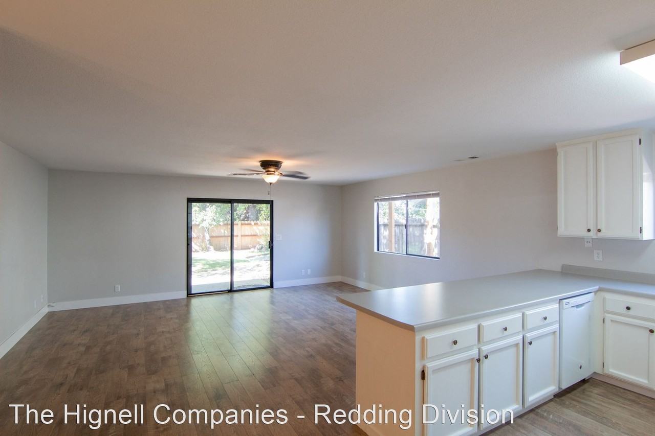 1628 Lacey Ln - Photo 3 of 29