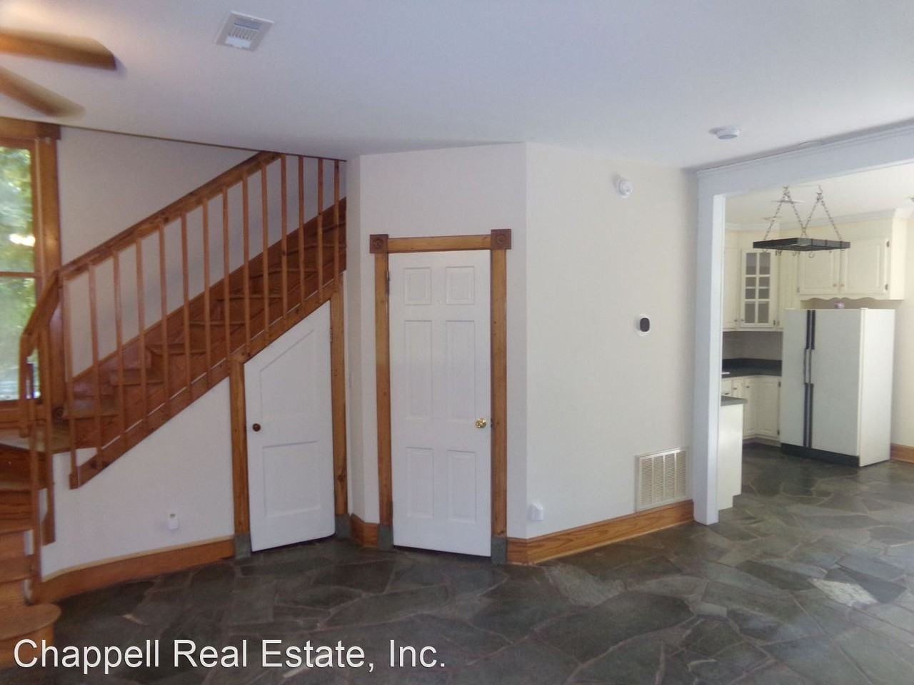 15416 Sunnybrook Rd - Photo 3 of 32