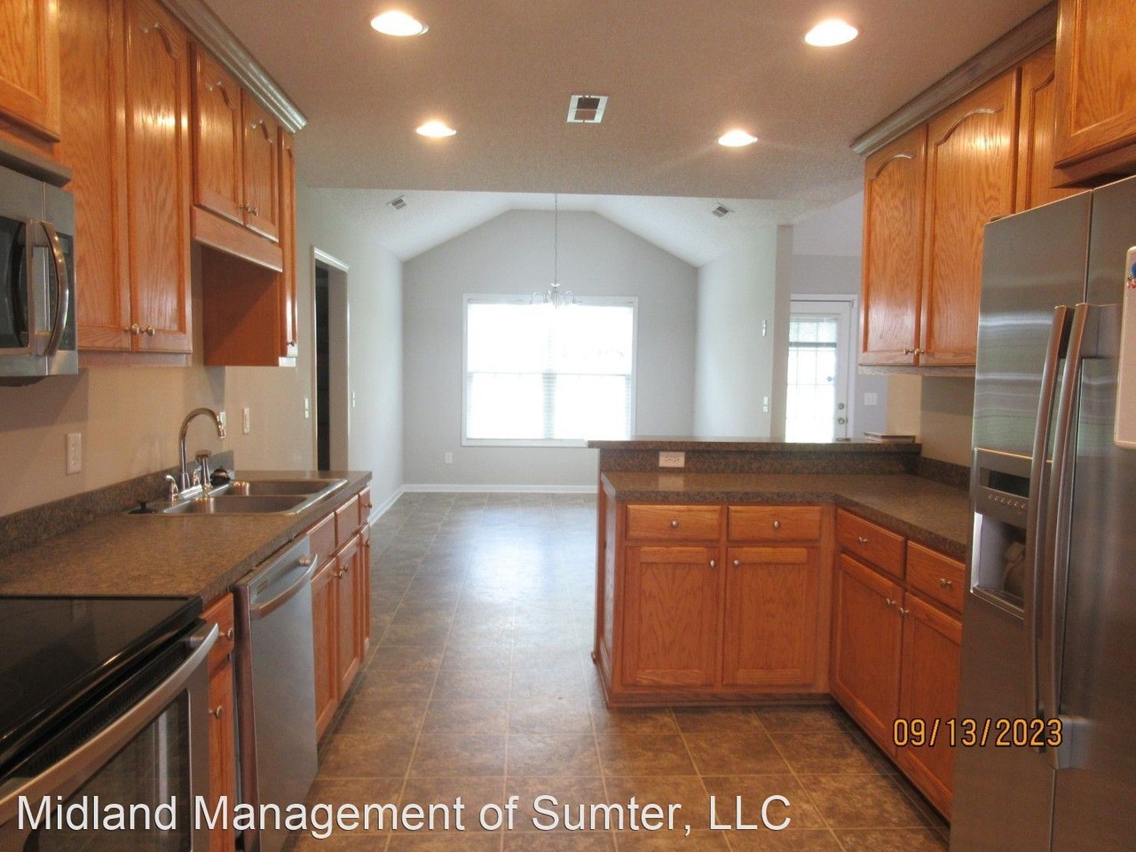 2775 Navigator Cir - Photo 3 of 30