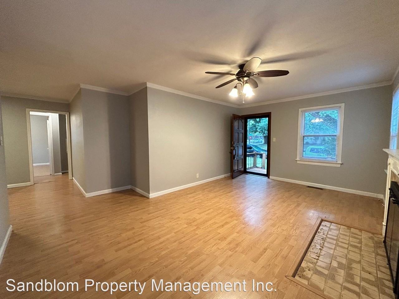 1247 S Vandalia Ave - Photo 3 of 14