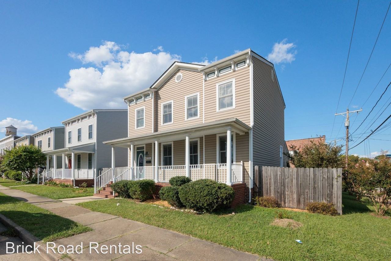 2000 Moore St - Photo 2 of 43