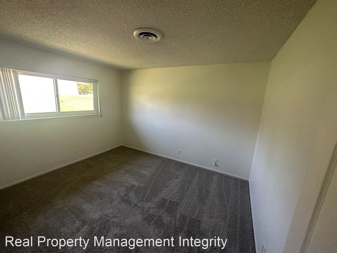 22888 Grand Terrace Rd - Photo 3 of 15