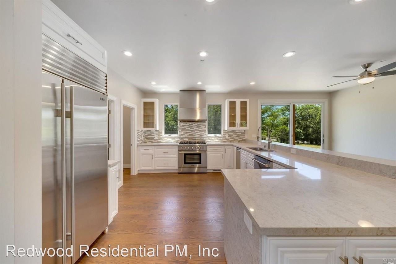 4562 Badger Rd, Santa Rosa, CA 95409 4 Bedroom House for 4,200/month