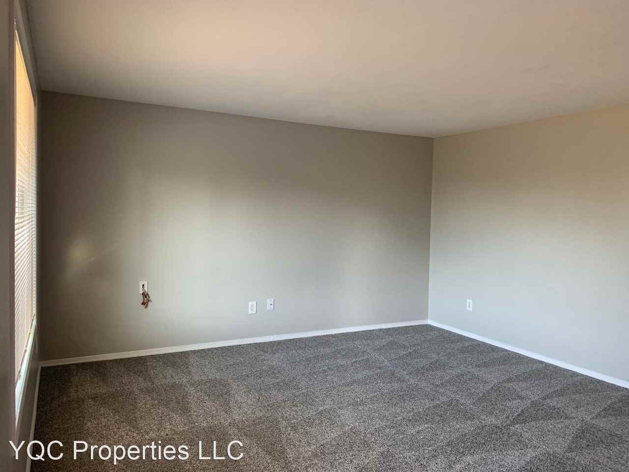 402 Ne 106th St - Photo 3 of 39