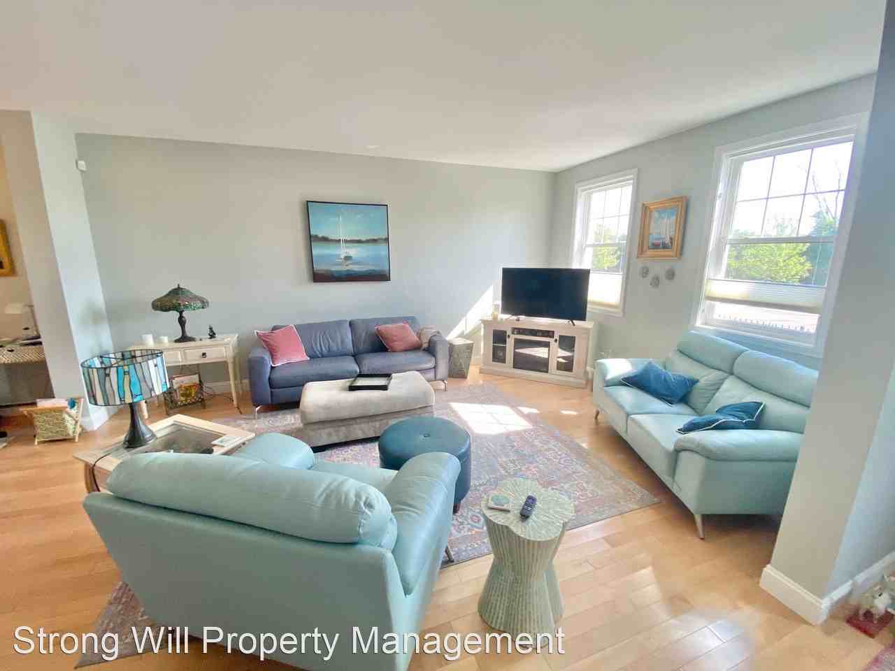 514 Zephyr Rd - Photo 3 of 21