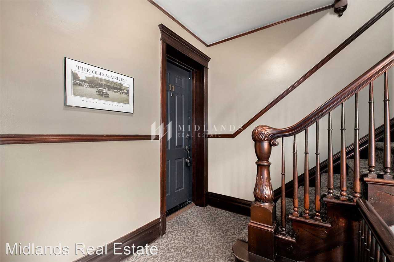 1115 S 10th St #11 - Photo 2 of 17