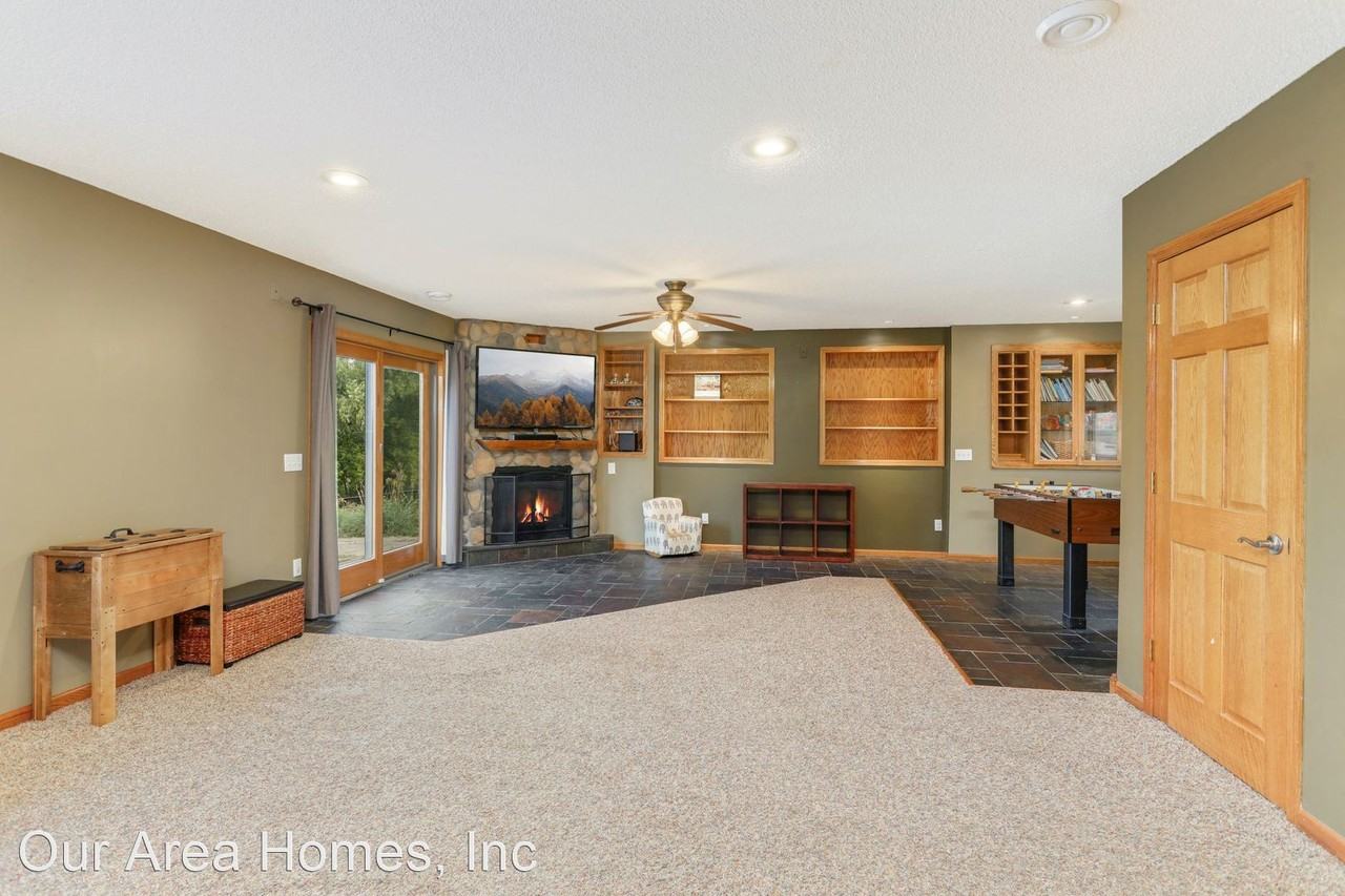 15526 Iodine St Nw - Photo 2 of 9