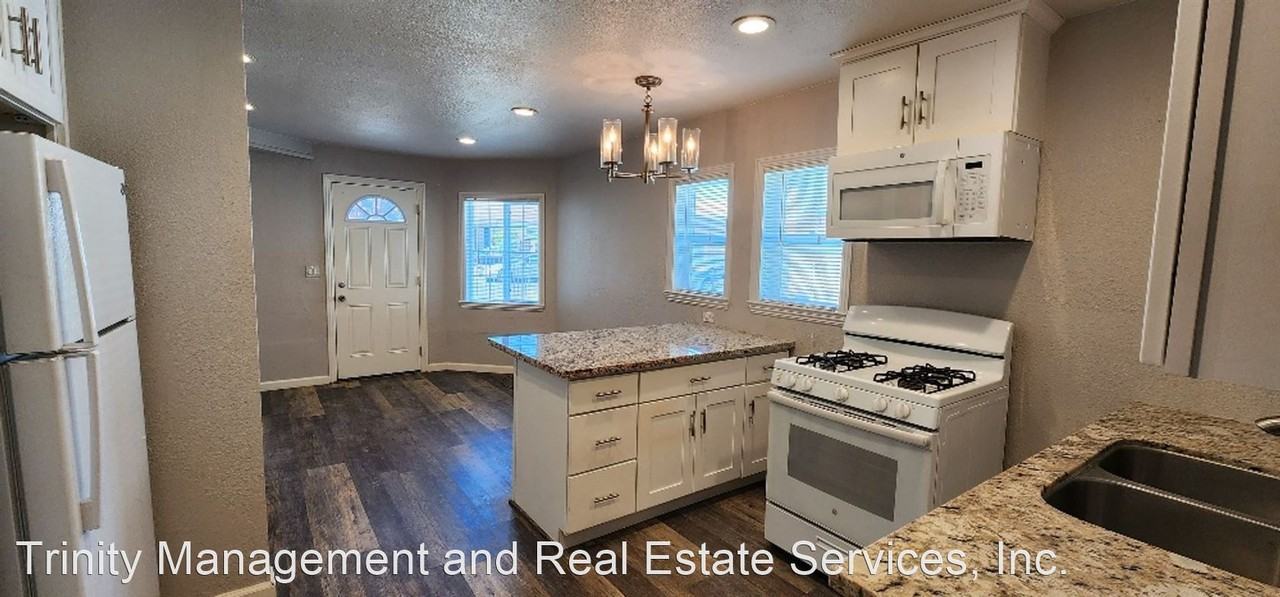 620 Porter Street - Photo 2 of 7