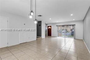 13731 Sw 84th St #F - Photo 3 of 26