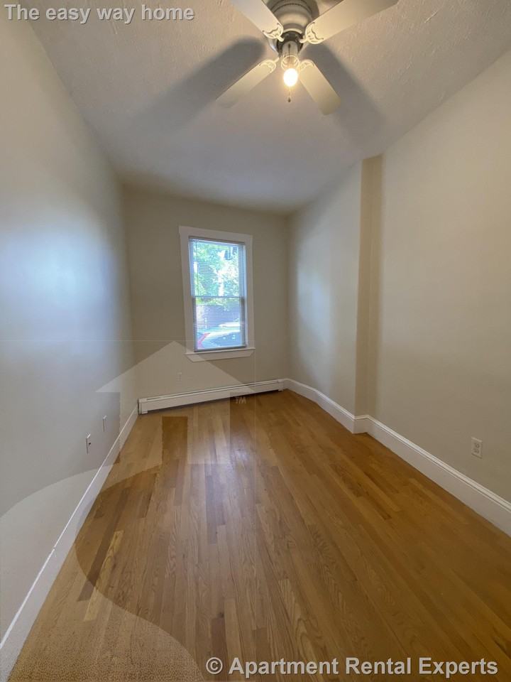 1210 Cambridge St #1 - Photo 2 of 10