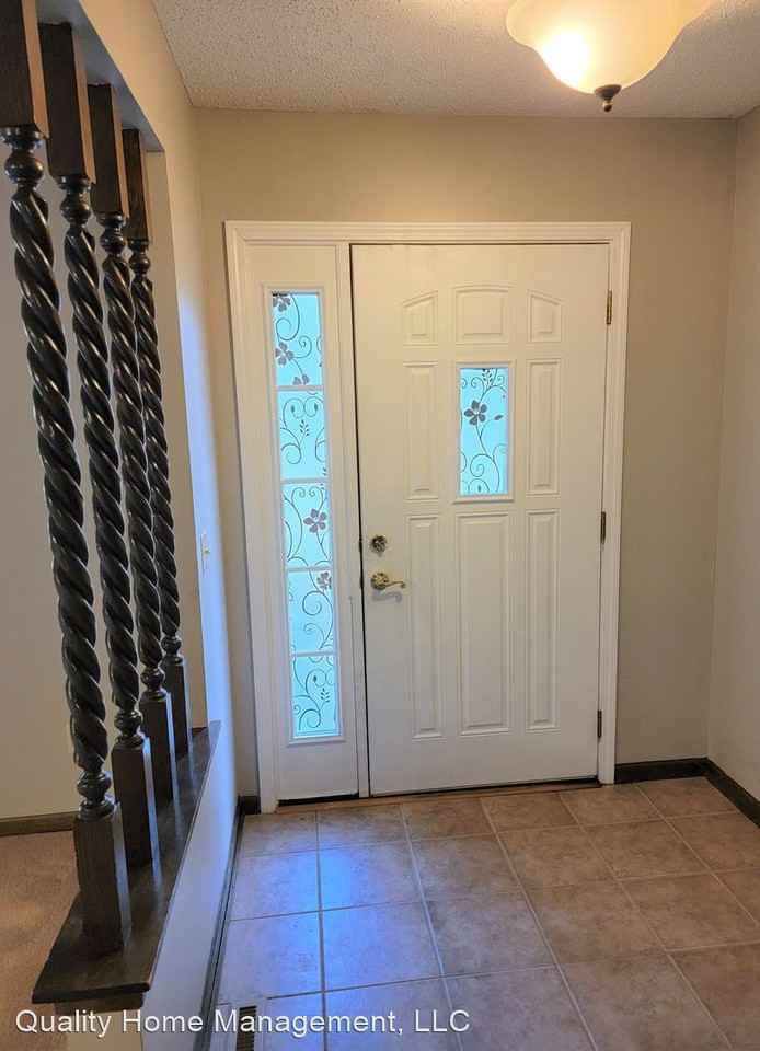 3434 Chimney Rock Rd - Photo 2 of 36