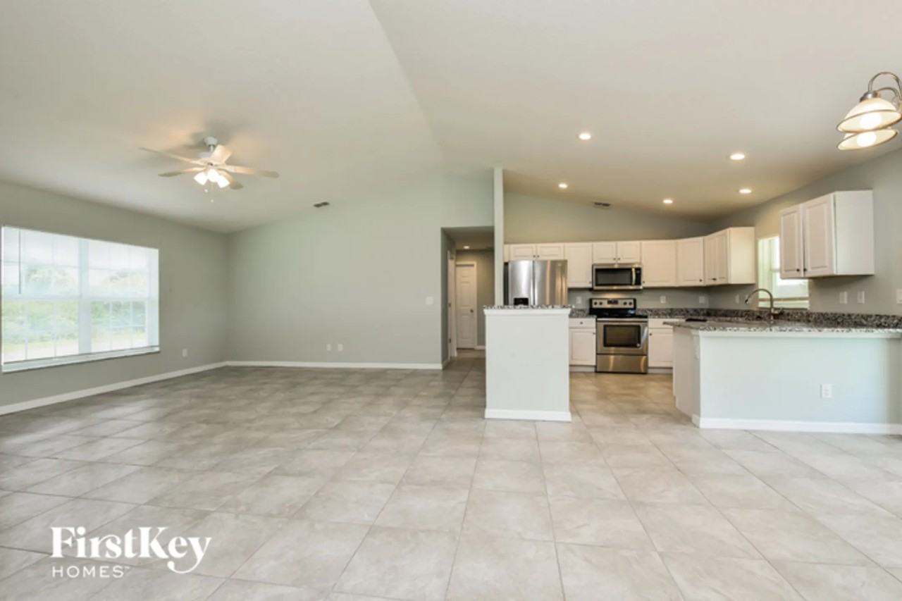 10363 Grail Ave - Photo 3 of 11