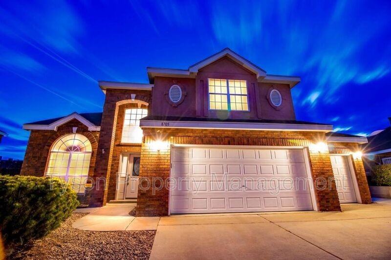8705 Silvercrest Ct Nw - Photo 4 of 30