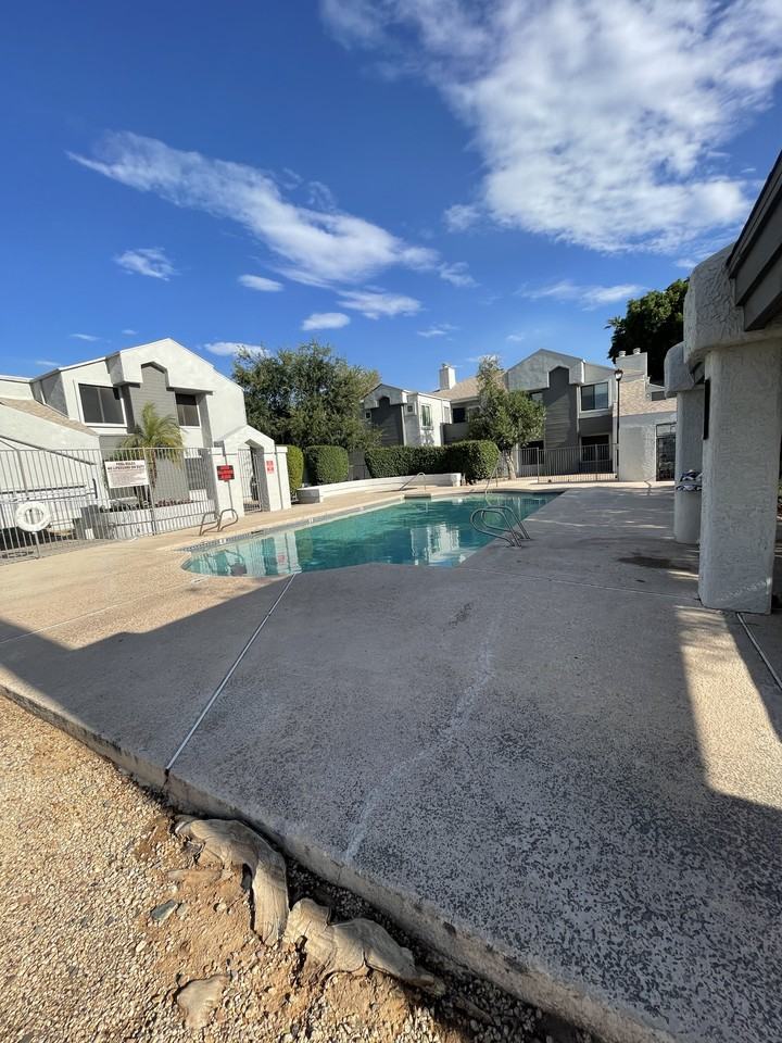 9209 North 59th Avenue #205 - Photo 3 of 10