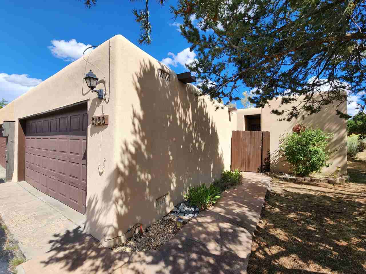 3100 Plaza Blanca - Photo 2 of 19