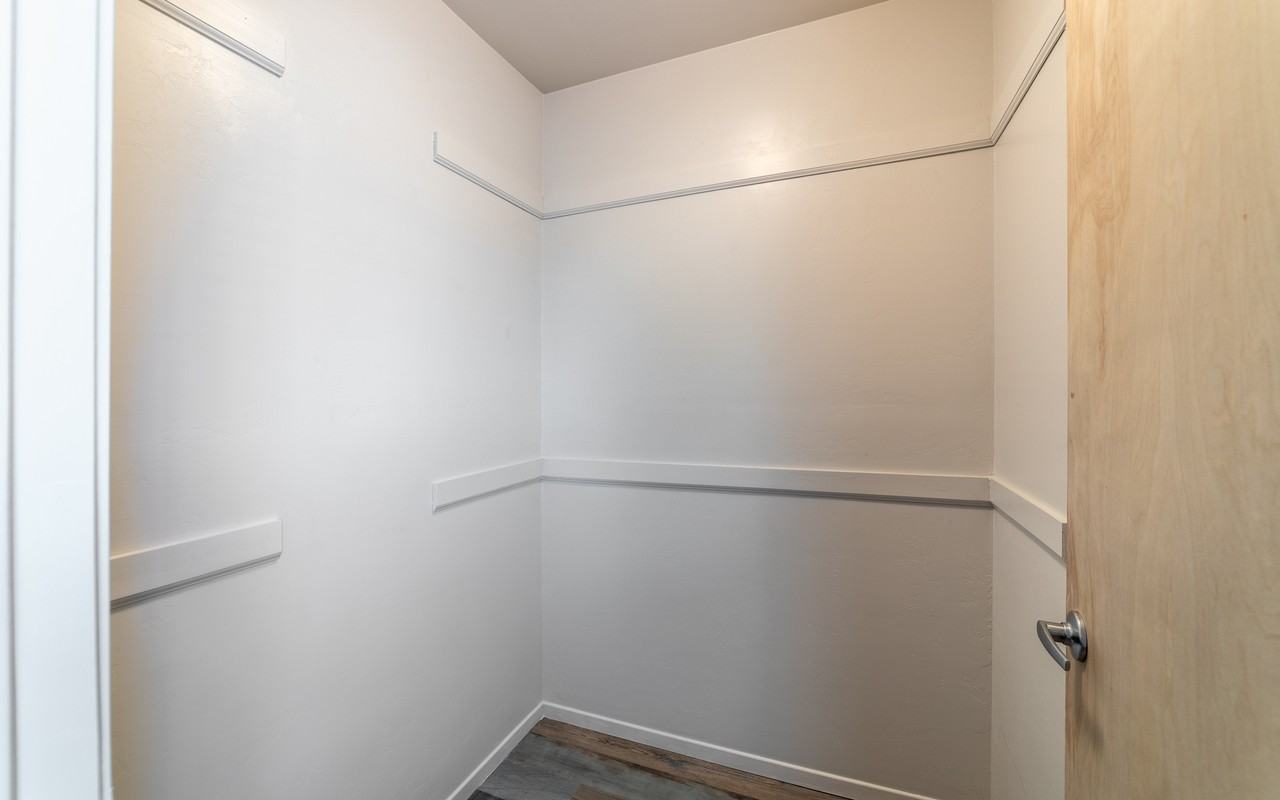 3303 N Tyndall Ave #2 - Photo 3 of 15