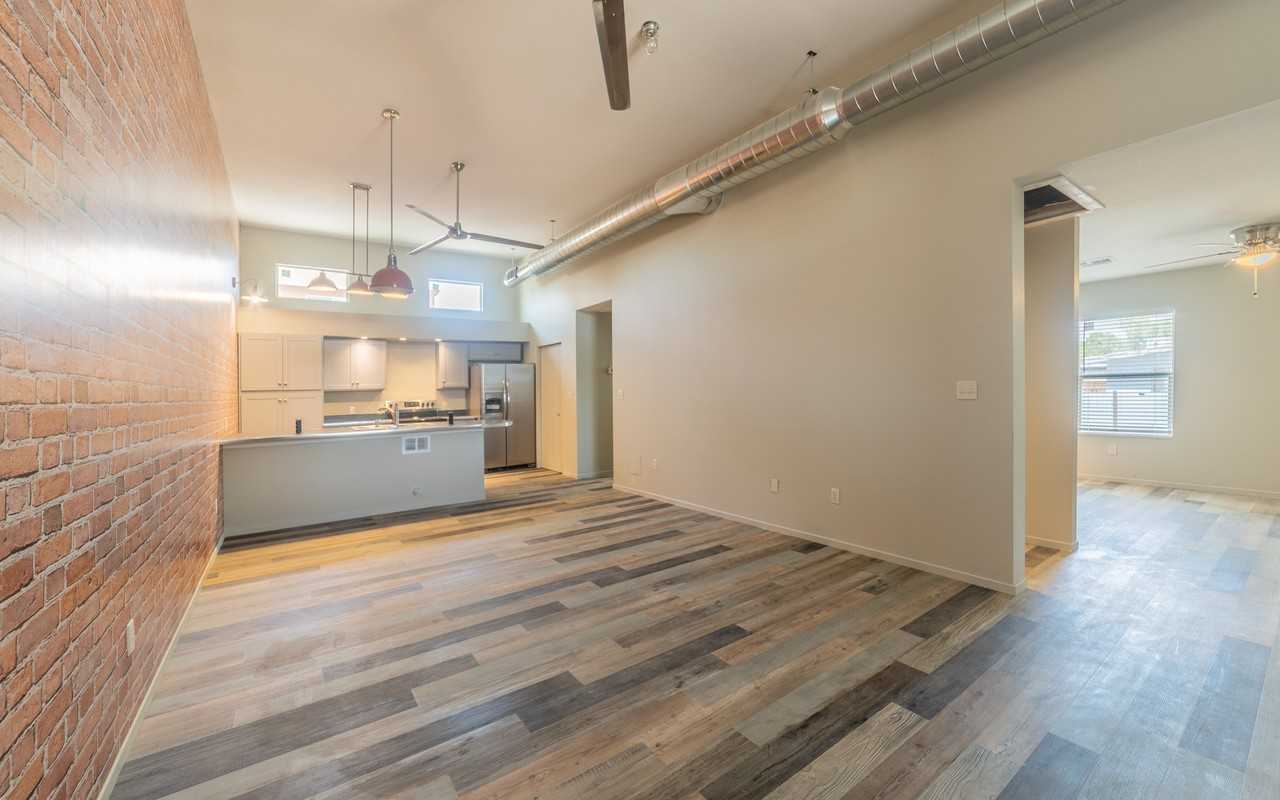3303 N Tyndall Ave #2 - Photo 7 of 15