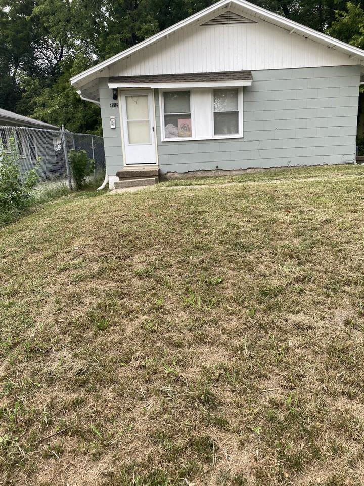 4512 Chelsea Ave, Kansas City, MO 64130 Studio for 965/month Zumper