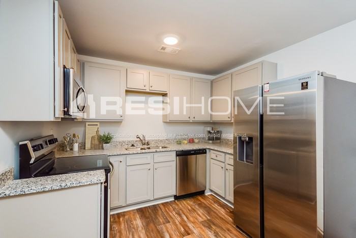 85 Madison Way - Photo 3 of 25