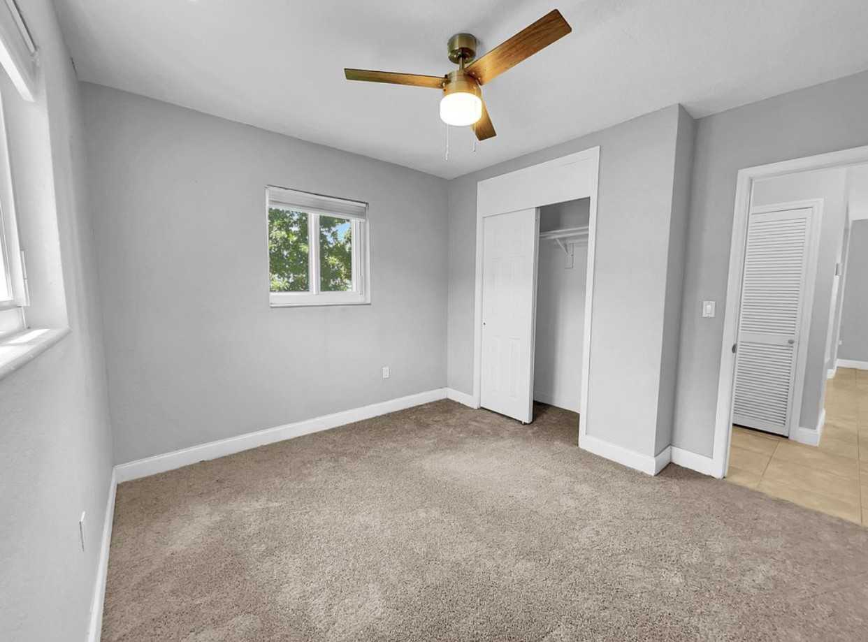 3220 SW 65th Ave - Photo 2 of 10